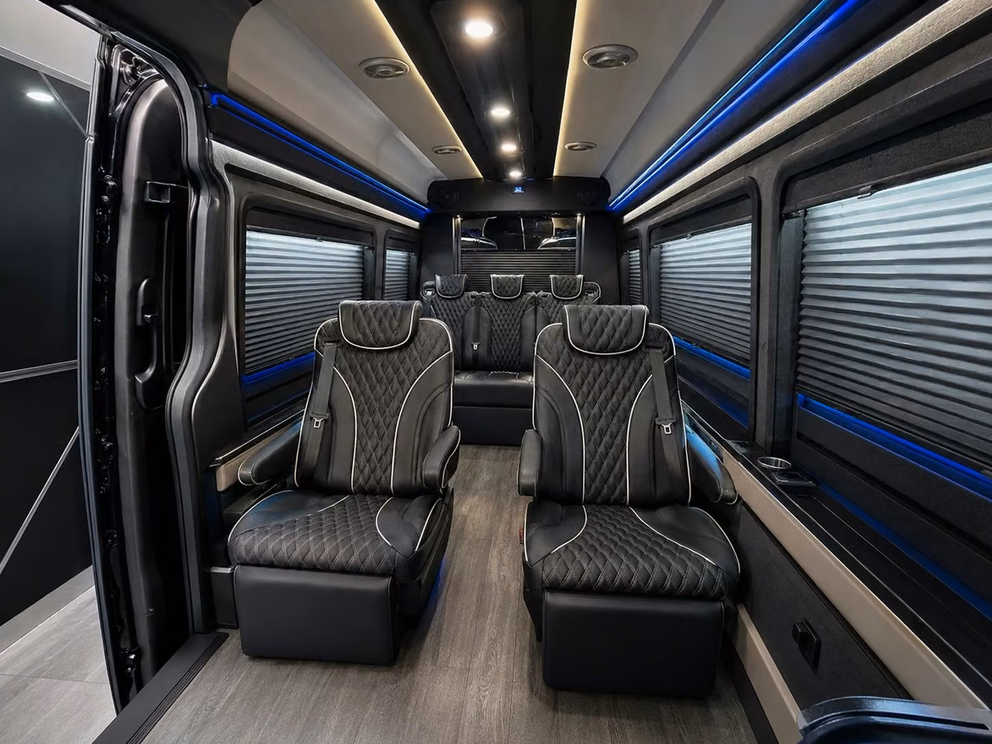 arlington hotel shuttle connections and multi day airport packages