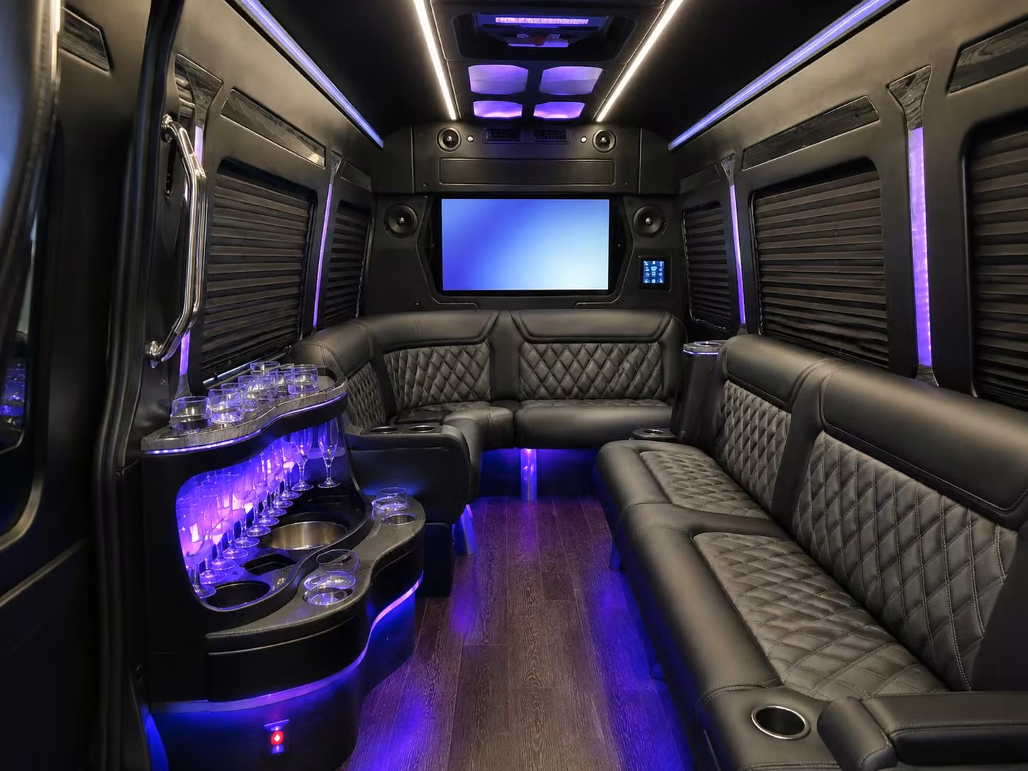 evening reception shuttles keep your wedding celebration going all night