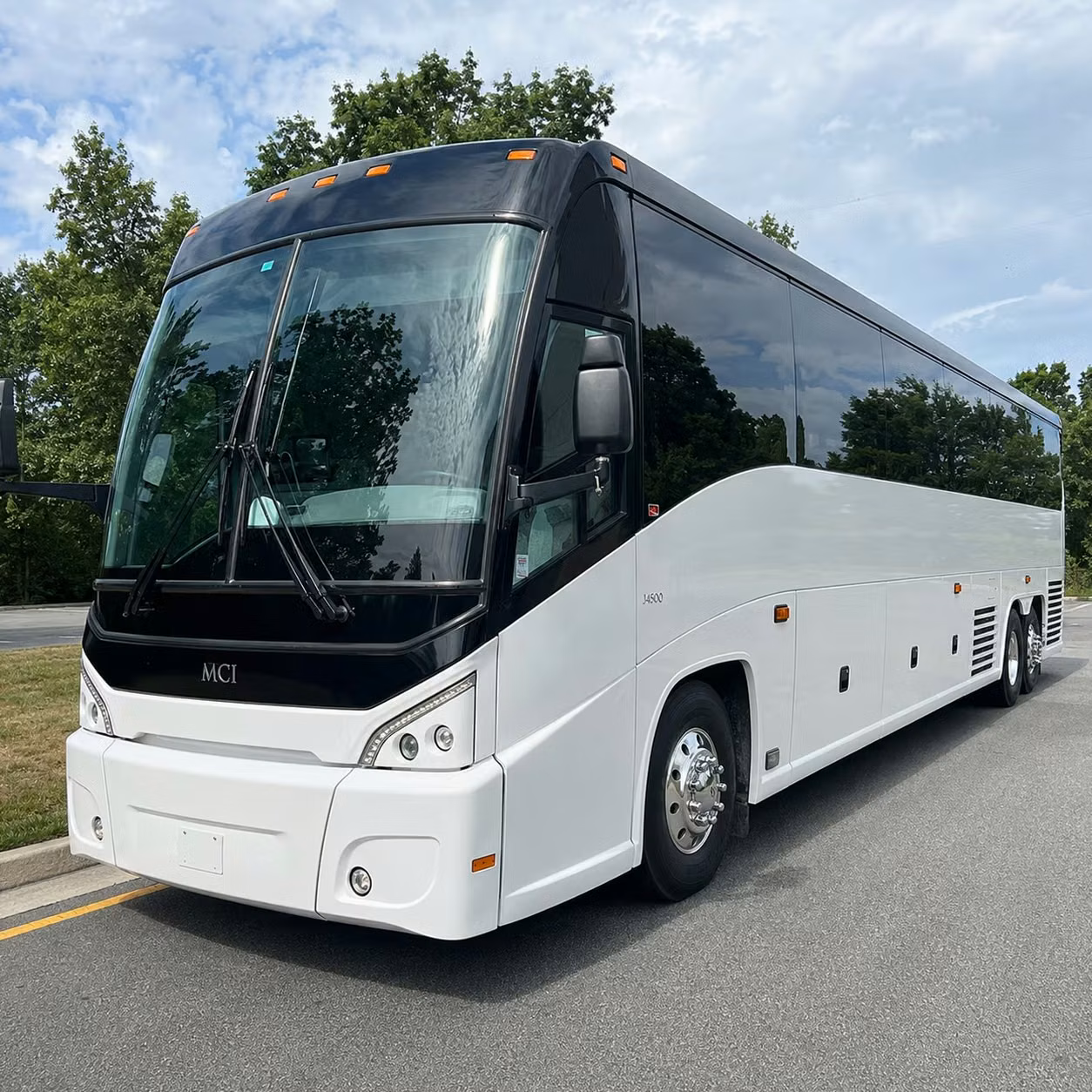 long distance wedding transportation and group shuttles out of arlington