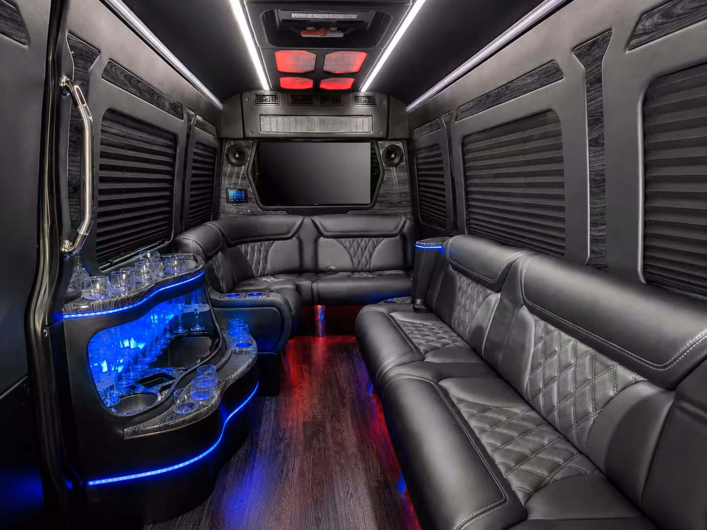 sports teams school groups and corporate travel all find the right bus in arlington